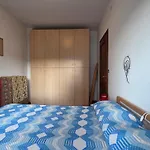 Casa Giardina-bilocale Con Deposito Biciclette-sci 아파트 *