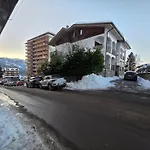 Casa Giardina-bilocale Con Deposito Biciclette-sci 아파트