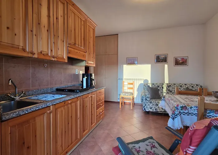 Casa Giardina-bilocale Con Deposito Biciclette-sci 公寓 圣贾科莫