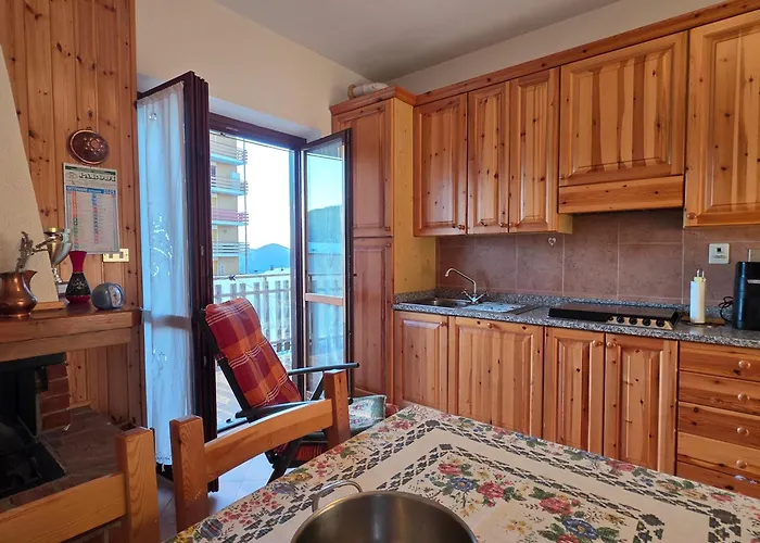 Casa Giardina-bilocale Con Deposito Biciclette-sci